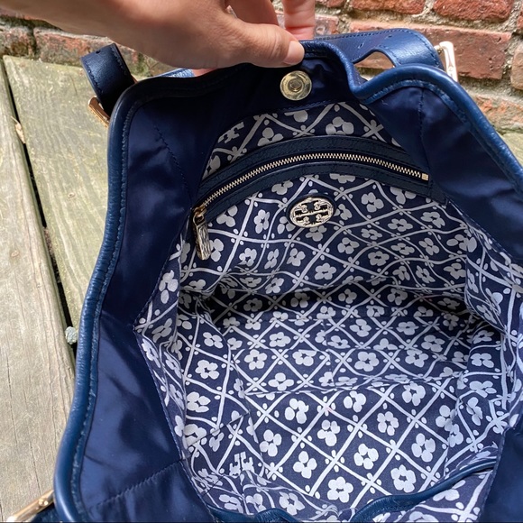 Tory Burch Nylon Logo Tote - Picture 10 of 14